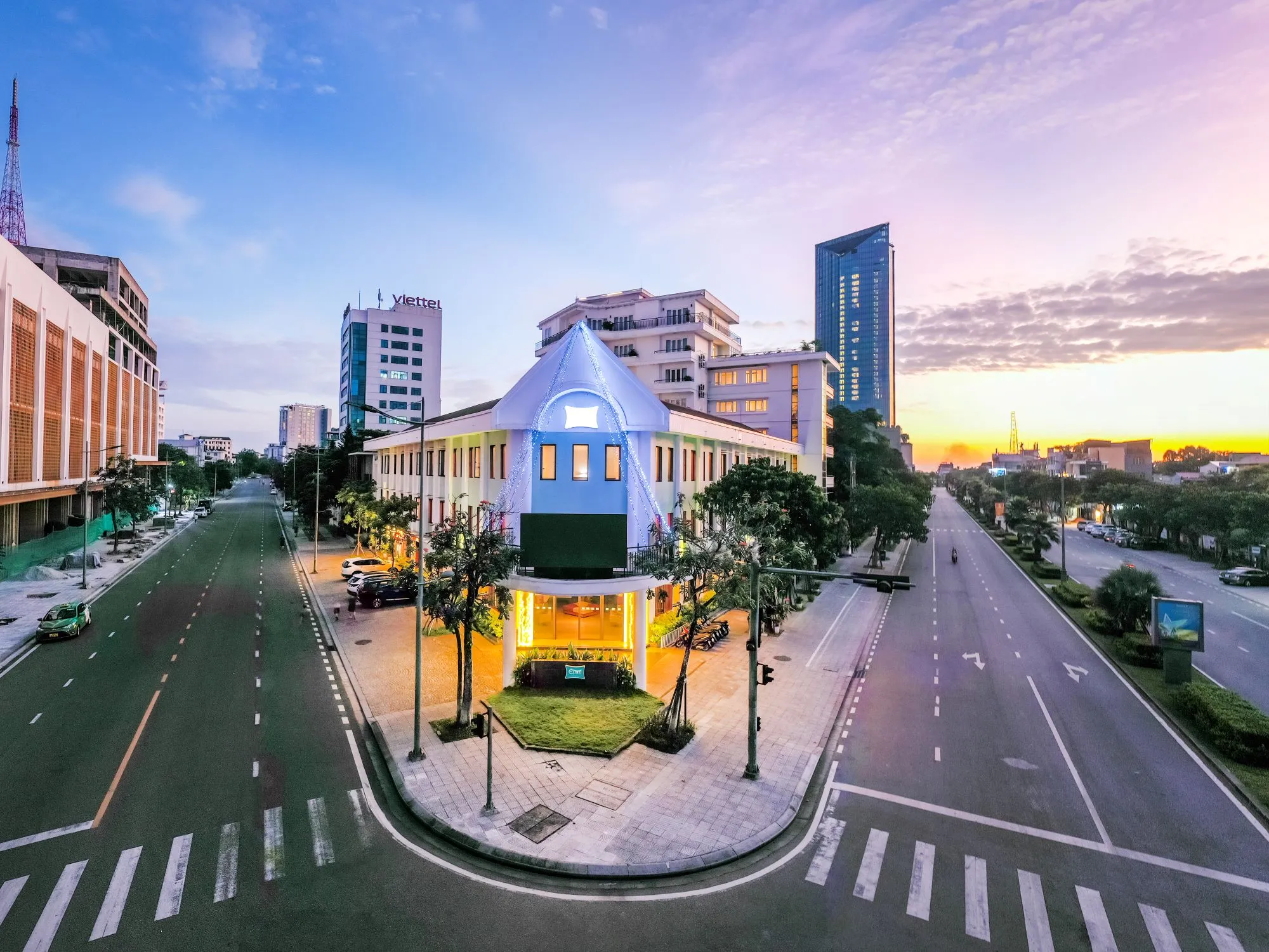 Emm Hotel Hue von außen